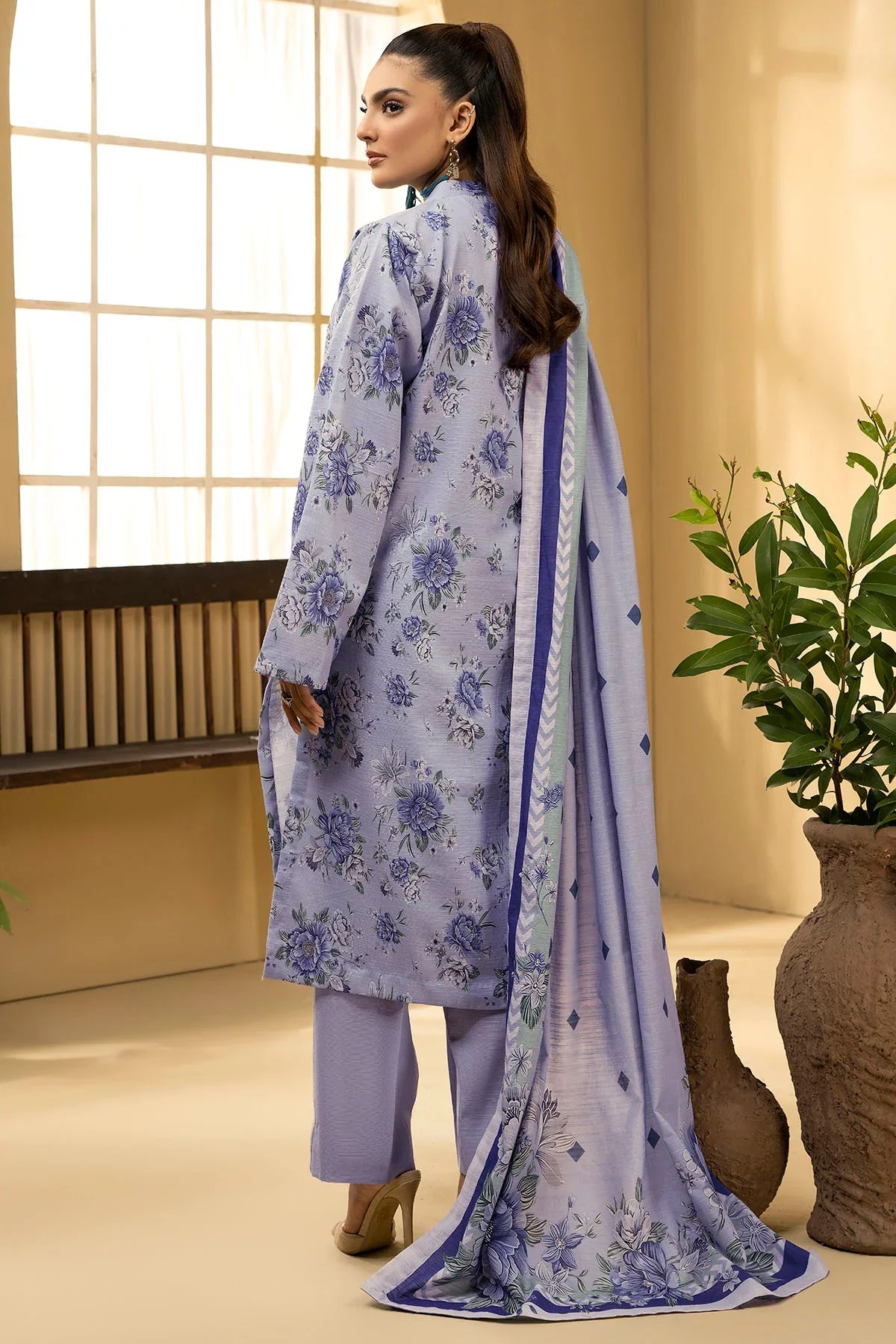 ZAKNA DIGITAL PRINTED KHADDAR UNSTITCHED HH51