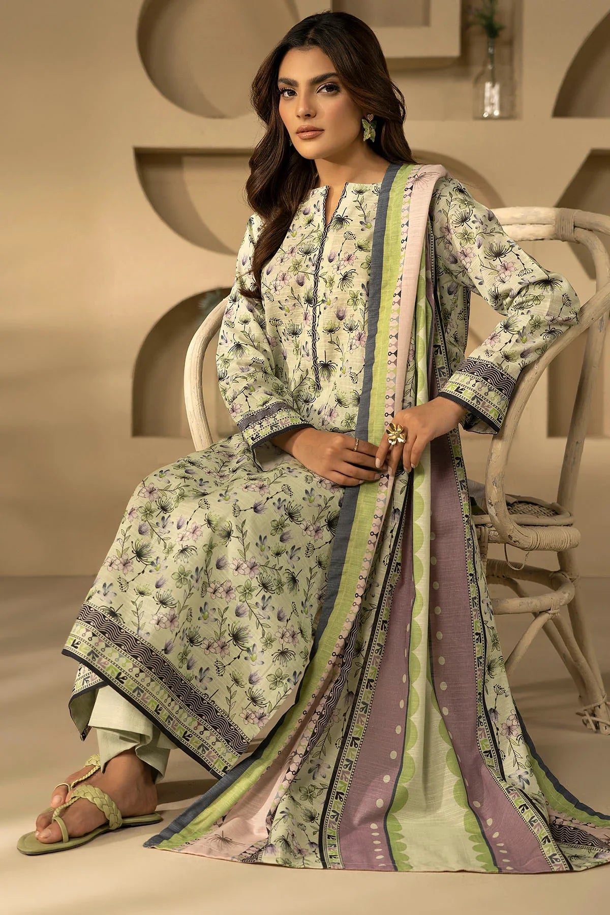 HAREEM DIGITAL PRINTED KHADDAR UNSTITCHED HH48